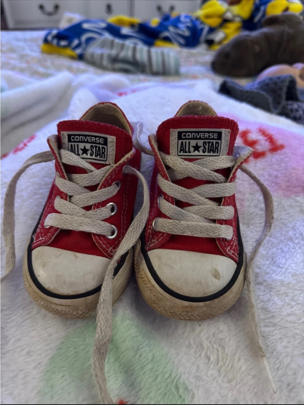 Toddler Size 4 Converse